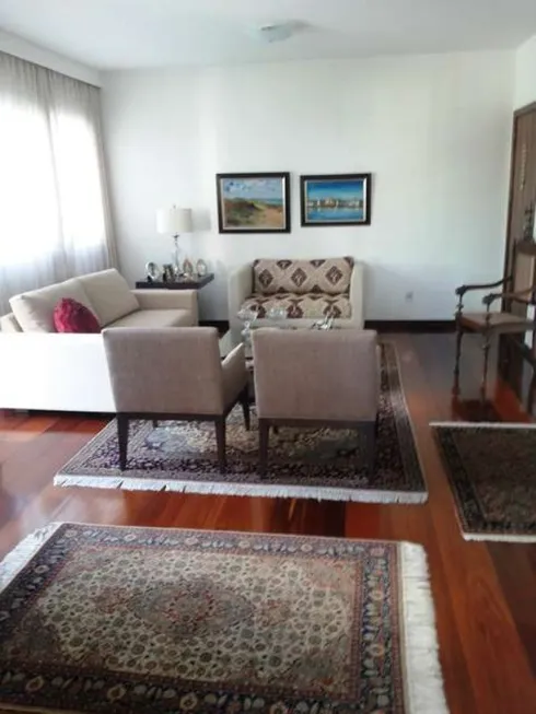 Foto 1 de Apartamento com 4 Quartos à venda, 267m² em Jardim Apipema, Salvador