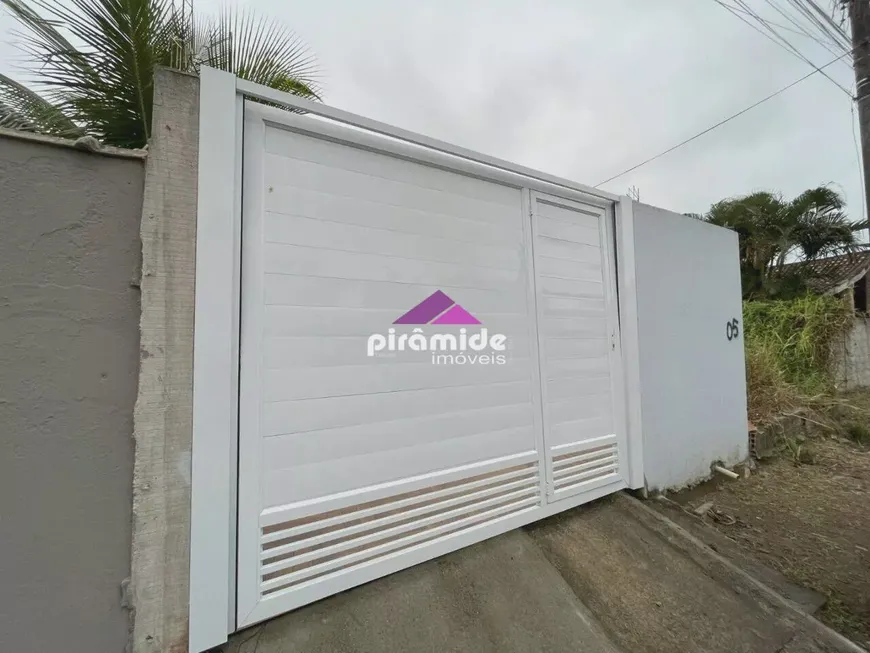 Foto 1 de Casa com 2 Quartos à venda, 125m² em Jardim Casa Branca, Caraguatatuba