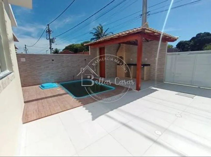 Foto 1 de Casa com 2 Quartos à venda, 57m² em Itapuã, Salvador