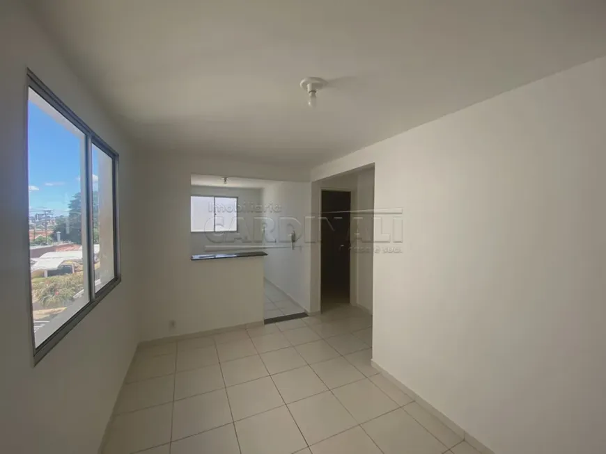 Foto 1 de Apartamento com 2 Quartos à venda, 45m² em Vila Izabel, São Carlos