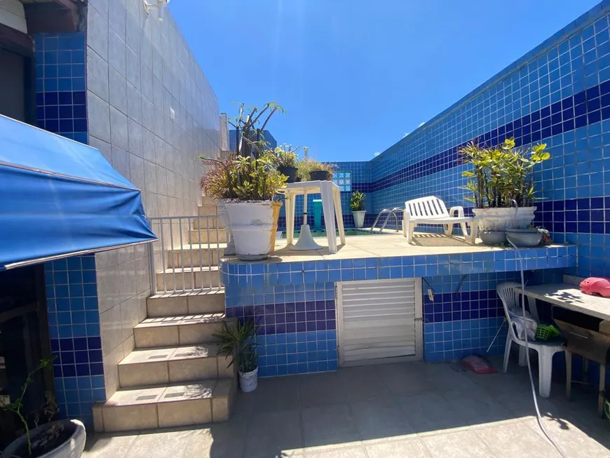 Foto 1 de Cobertura com 4 Quartos à venda, 220m² em Costa Azul, Salvador