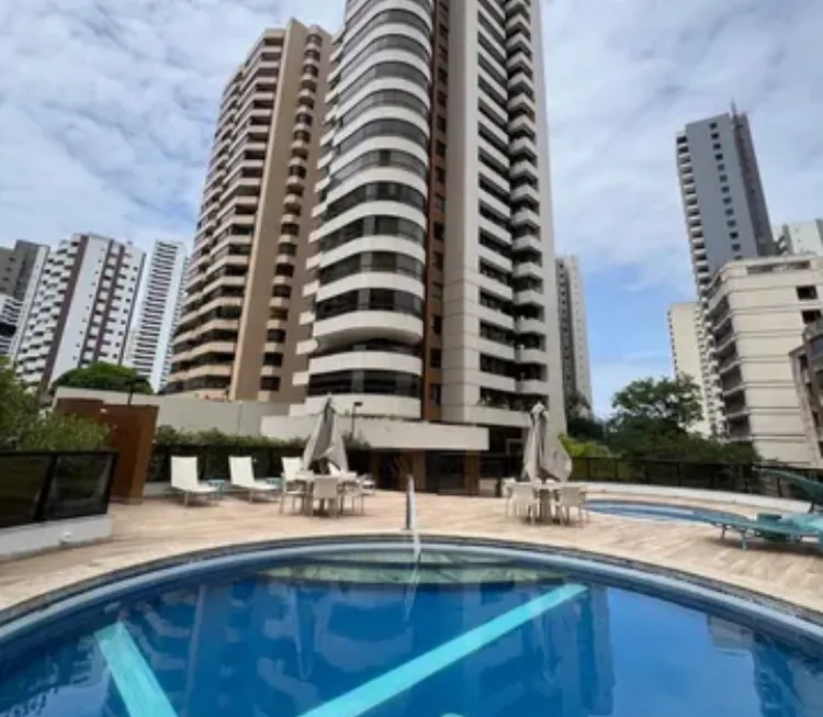 Foto 1 de Apartamento com 4 Quartos à venda, 280m² em Horto Florestal, Salvador