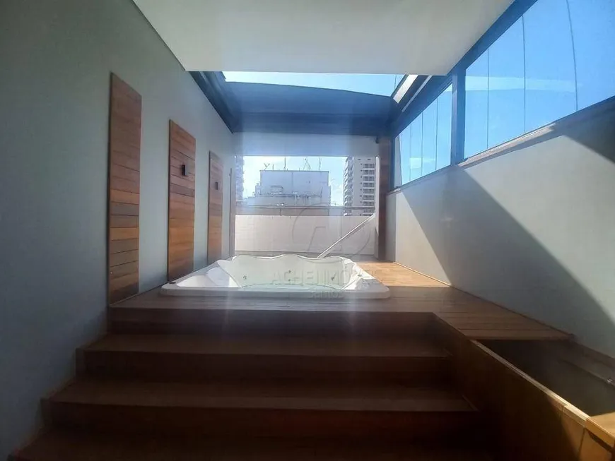 Foto 1 de Cobertura com 3 Quartos à venda, 160m² em Pompeia, Santos