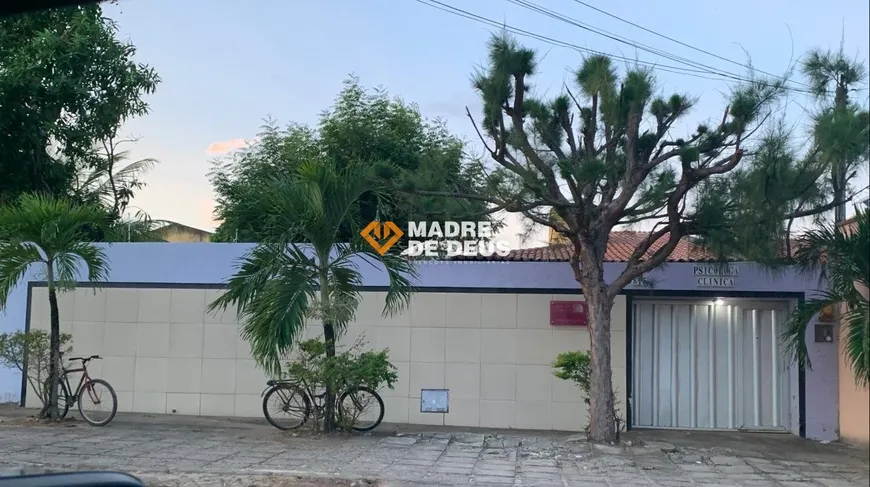 Foto 1 de Casa com 3 Quartos à venda, 240m² em Lagoa Redonda, Fortaleza