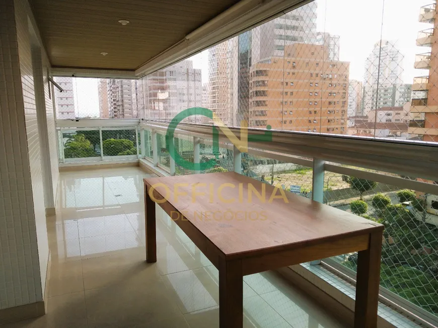 Foto 1 de Apartamento com 3 Quartos para alugar, 220m² em Aparecida, Santos