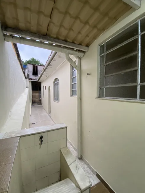 Foto 1 de Casa com 1 Quarto para alugar, 50m² em Cavalcânti, Rio de Janeiro