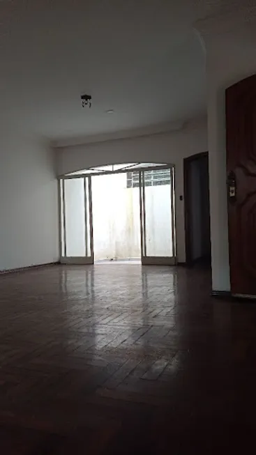 Foto 1 de Casa com 3 Quartos à venda, 203m² em Jardim Messina, Jundiaí