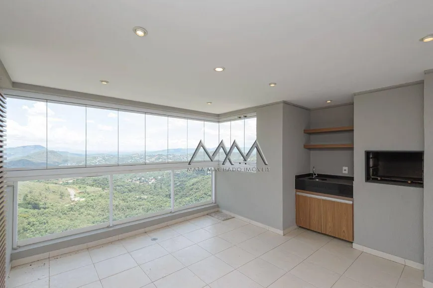 Foto 1 de Apartamento com 4 Quartos para venda ou aluguel, 220m² em Vila da Serra, Nova Lima