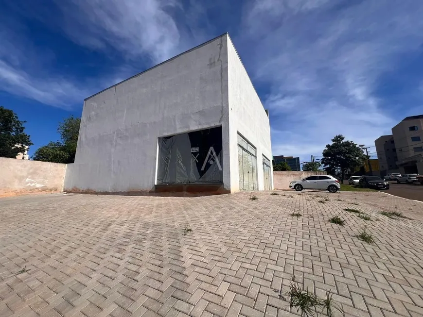 Foto 1 de Sala Comercial para alugar, 211m² em Neva, Cascavel