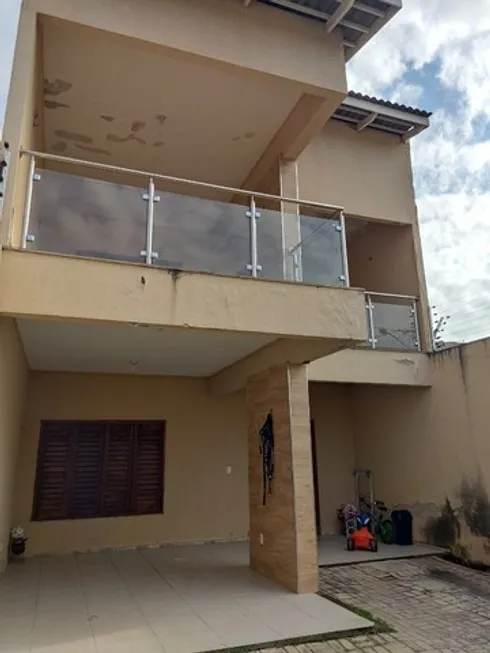 Foto 1 de Casa com 4 Quartos à venda, 245m² em Cambeba, Fortaleza