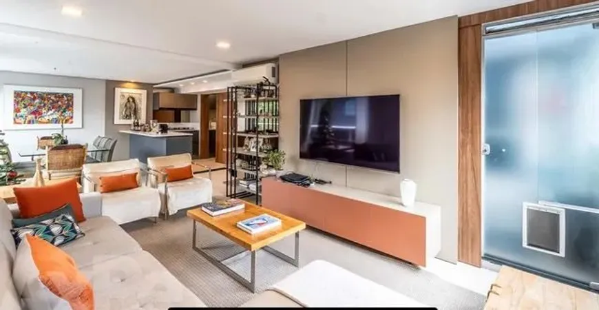 Foto 1 de Apartamento com 2 Quartos à venda, 122m² em Vila Olímpia, São Paulo