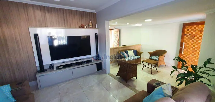 Foto 1 de Casa com 4 Quartos à venda, 250m² em Igapo, Londrina