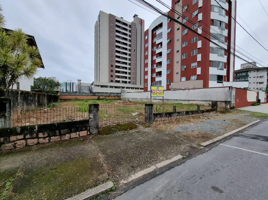 Foto 1 de Lote/Terreno à venda, 770m² em Anita Garibaldi, Joinville