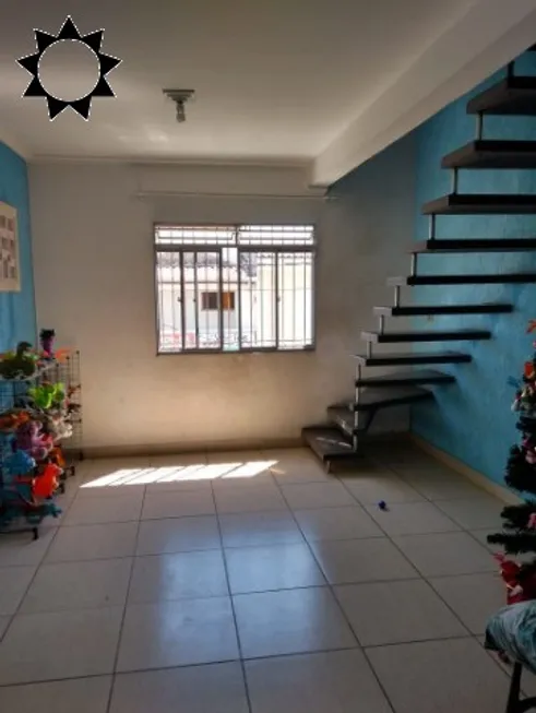 Foto 1 de Casa com 3 Quartos à venda, 152m² em Santo Antônio, Osasco