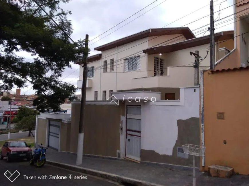 Foto 1 de Casa com 4 Quartos para alugar, 380m² em Vila São João, Caçapava