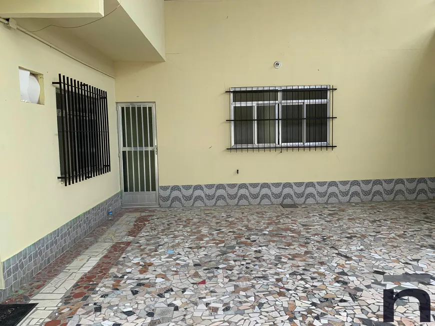 Foto 1 de Casa com 1 Quarto para alugar, 35m² em Vila Leopoldina, Duque de Caxias