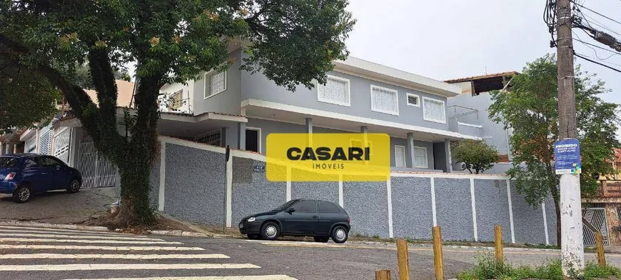 Foto 1 de Sobrado com 4 Quartos à venda, 166m² em Planalto, São Bernardo do Campo