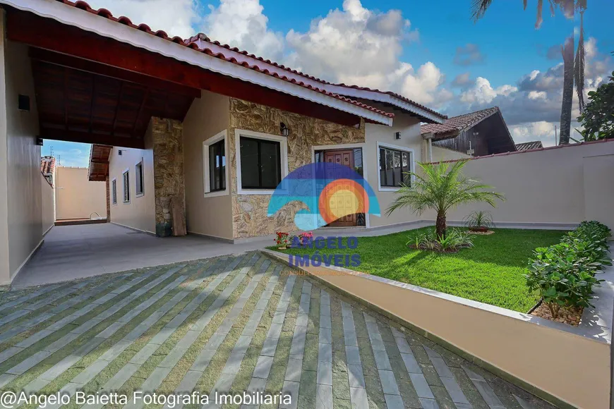 Foto 1 de Casa com 3 Quartos à venda, 130m² em Balneario Tres Marias , Peruíbe