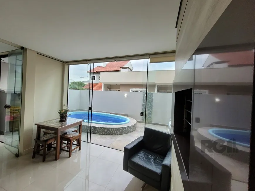 Foto 1 de Casa com 3 Quartos à venda, 176m² em Hípica, Porto Alegre