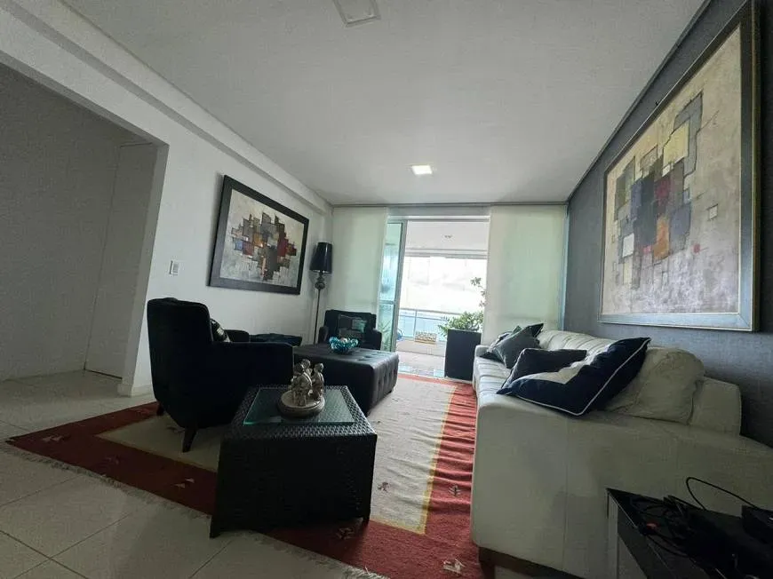 Foto 1 de Apartamento com 4 Quartos à venda, 200m² em São Marcos, São Luís