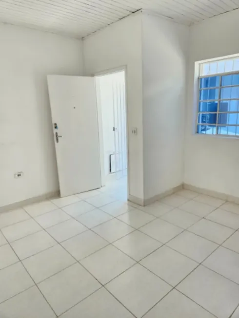 Foto 1 de Casa com 2 Quartos à venda, 60m² em Cambuci, São Paulo