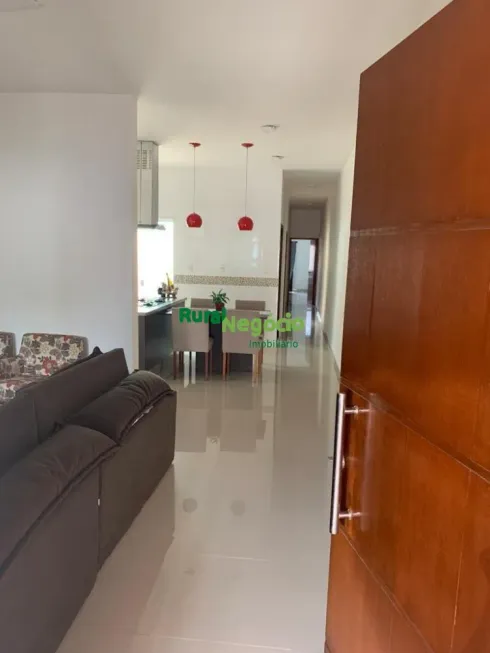 Foto 1 de Casa com 2 Quartos à venda, 130m² em Jardim Aeroporto, Guaratinguetá