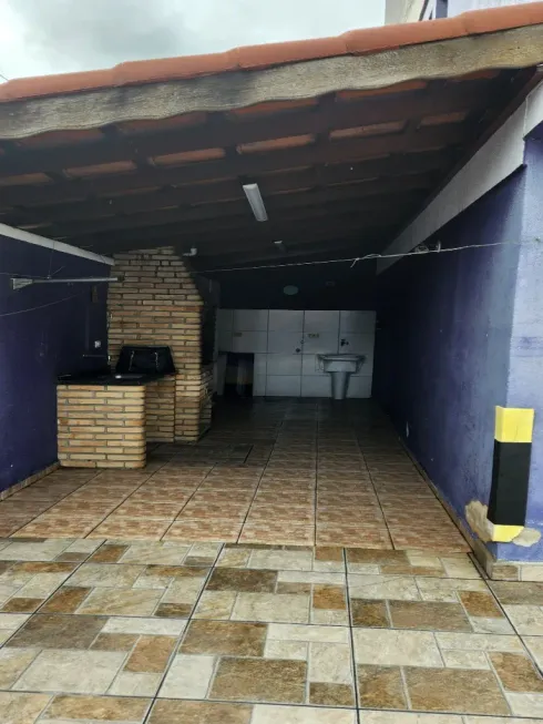 Foto 1 de Sobrado com 3 Quartos à venda, 250m² em Vila Camilopolis, Santo André