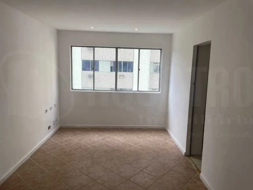 Foto 1 de Apartamento com 1 Quarto à venda, 57m² em Taquara, Rio de Janeiro