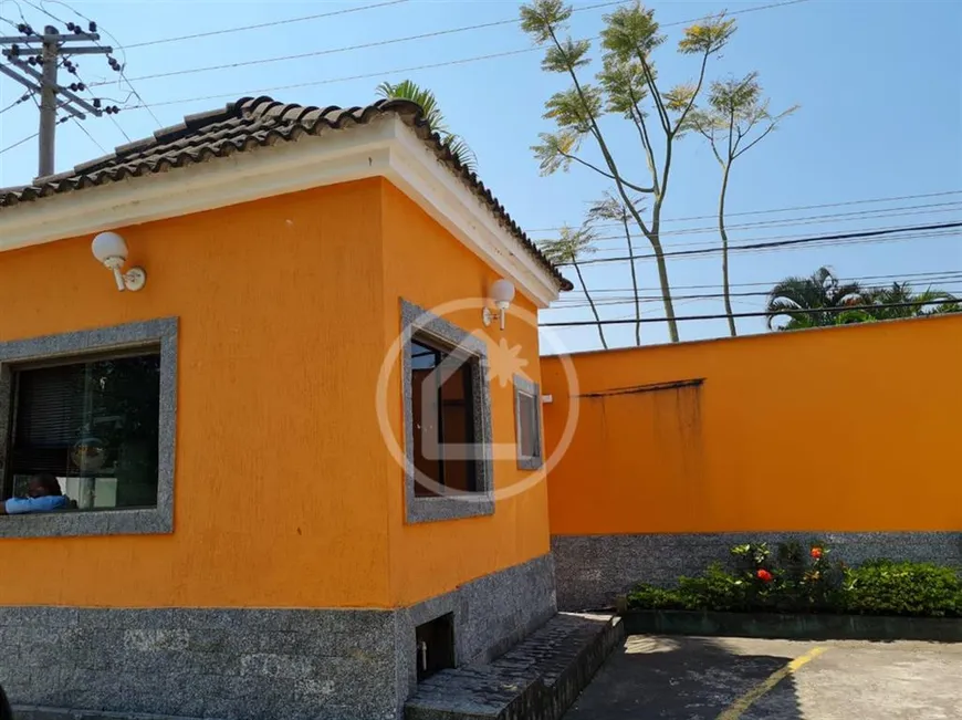 Foto 1 de Casa de Condomínio com 3 Quartos à venda, 178m² em Vargem Pequena, Rio de Janeiro