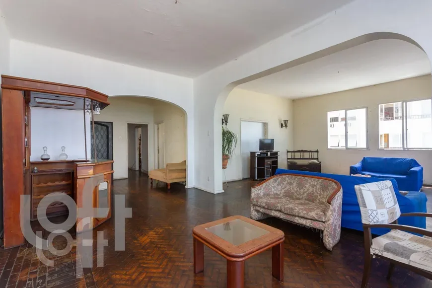 Foto 1 de Apartamento com 4 Quartos à venda, 350m² em Copacabana, Rio de Janeiro