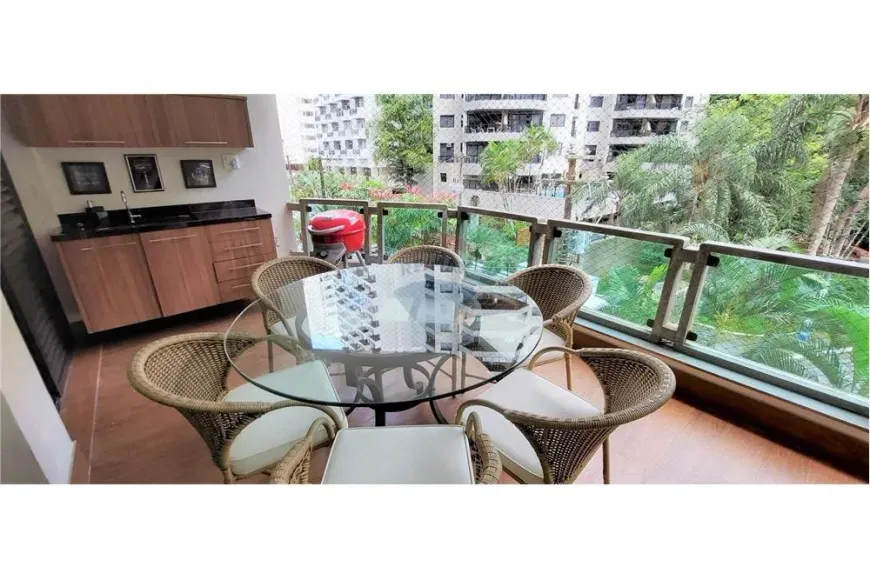 Foto 1 de Apartamento com 3 Quartos à venda, 190m² em Barra Funda, Guarujá