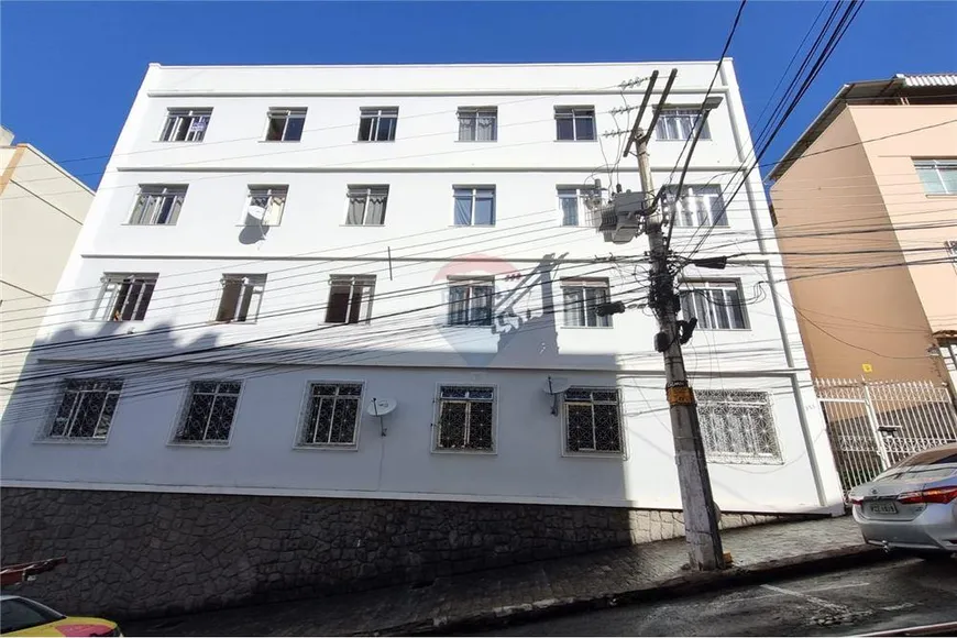 Foto 1 de Apartamento com 3 Quartos à venda, 63m² em Centro, Juiz de Fora