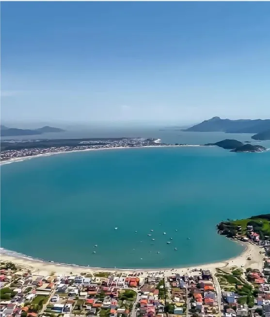 Foto 1 de Sobrado com 3 Quartos à venda, 152m² em Praia da Pinheira, Palhoça