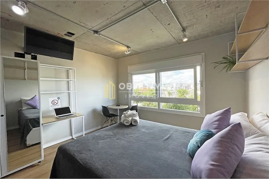 Foto 1 de Apartamento com 1 Quarto à venda, 20m² em Santa Cecília, Porto Alegre