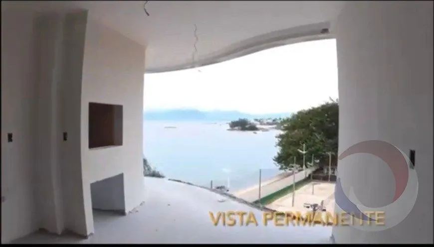 Foto 1 de Apartamento com 4 Quartos à venda, 221m² em Coqueiros, Florianópolis