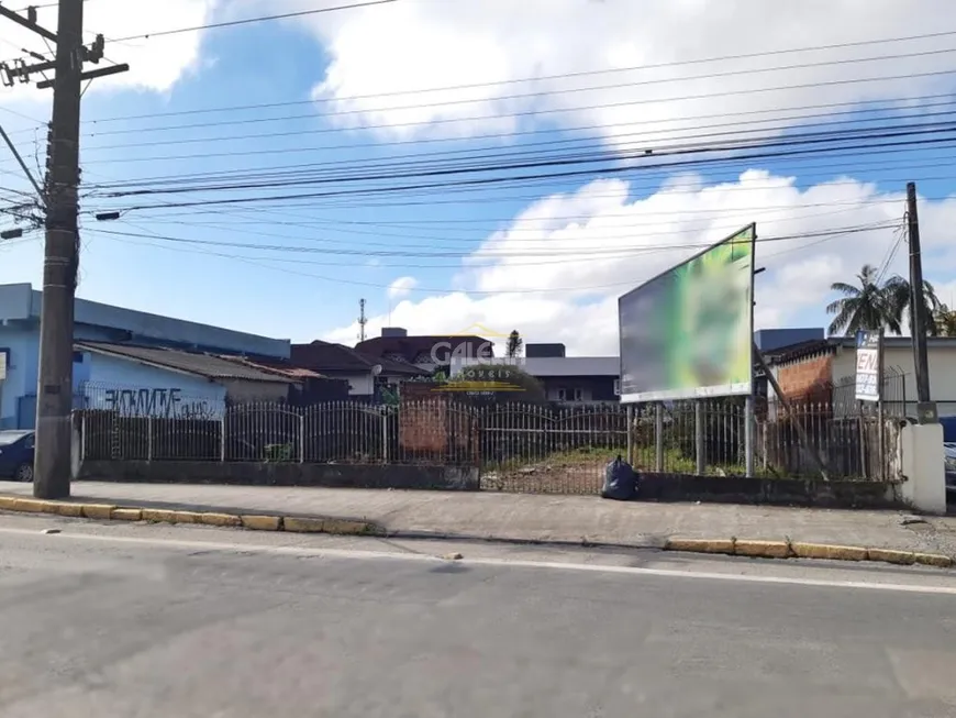 Foto 1 de Lote/Terreno à venda, 427m² em Boa Vista, Joinville