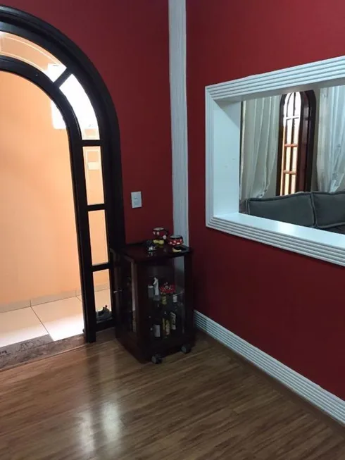 Foto 1 de Sobrado com 3 Quartos à venda, 190m² em Jardim Anchieta, Mauá