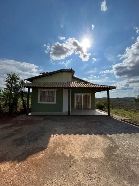 Foto 1 de Fazenda/Sítio com 2 Quartos à venda, 2200m² em Zona Rural, Jaboticatubas