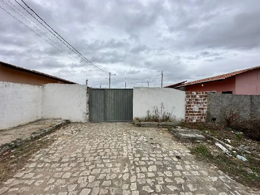 Foto 1 de Casa com 2 Quartos à venda, 150m² em , Pendências