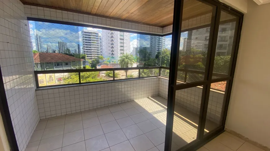 Foto 1 de Apartamento com 5 Quartos à venda, 160m² em Graças, Recife
