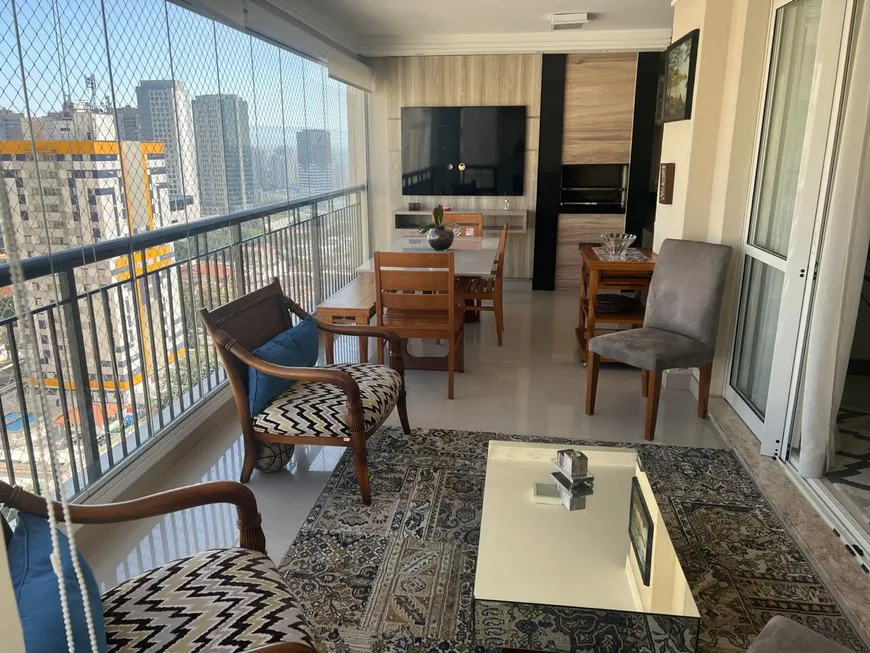 Foto 1 de Apartamento com 3 Quartos à venda, 196m² em Jardim Aquarius, São José dos Campos