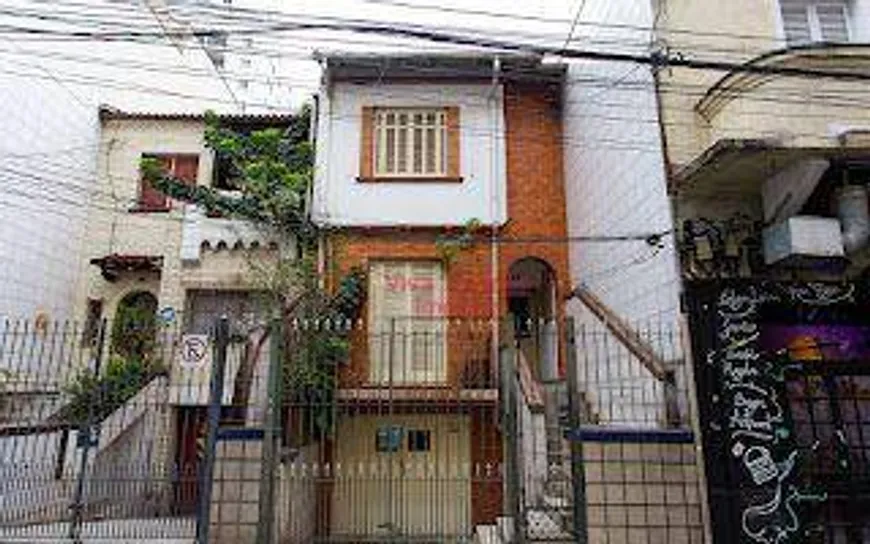 Foto 1 de Sobrado com 3 Quartos para venda ou aluguel, 200m² em Higienópolis, São Paulo