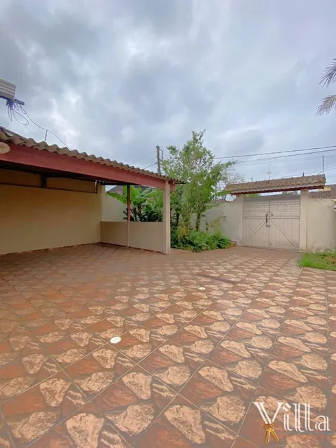 Foto 1 de Casa com 3 Quartos à venda, 180m² em Vila Erminda, Peruíbe