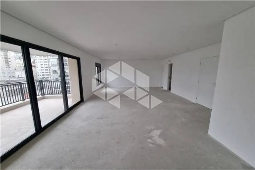 Foto 1 de Apartamento com 4 Quartos à venda, 227m² em Cerqueira César, São Paulo