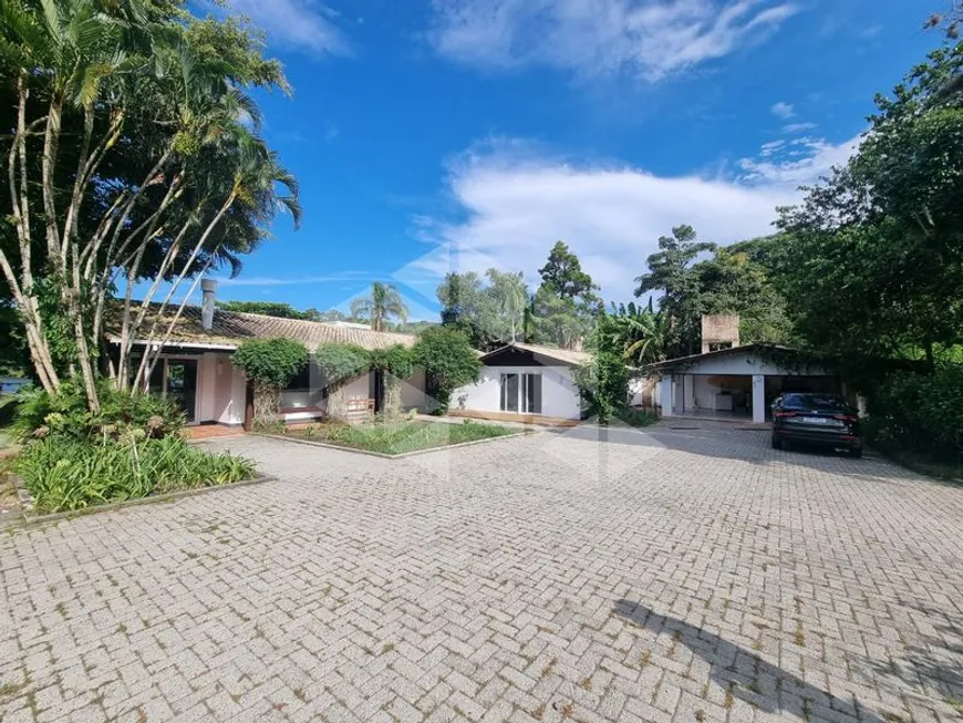 Foto 1 de Casa com 4 Quartos para alugar, 8001m² em Lagoa da Conceição, Florianópolis