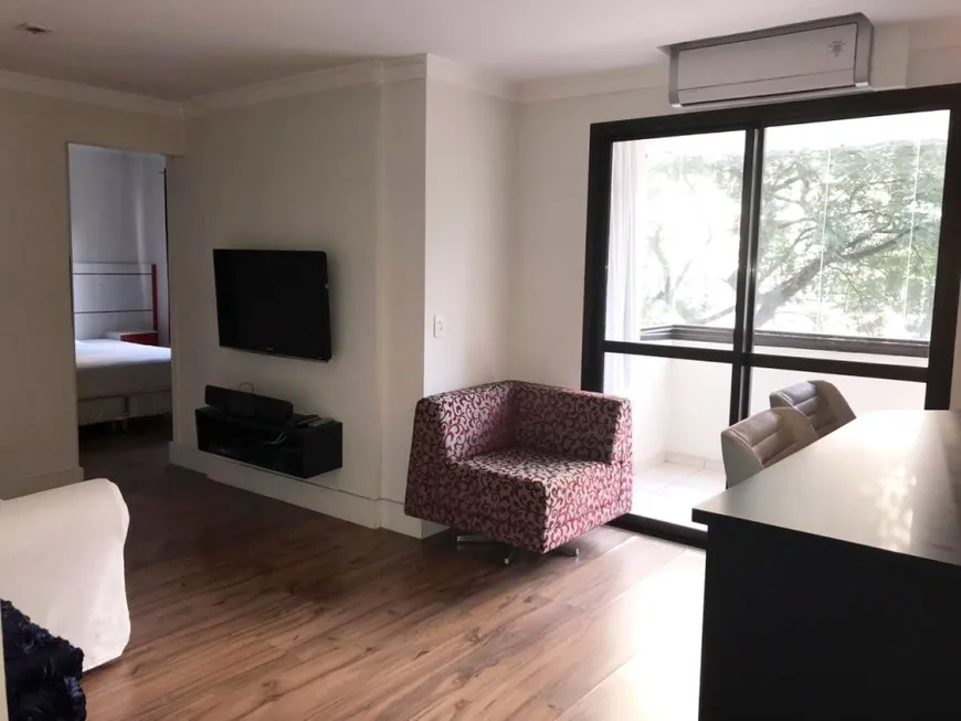 Foto 1 de Flat com 1 Quarto para alugar, 48m² em Vila Olímpia, São Paulo