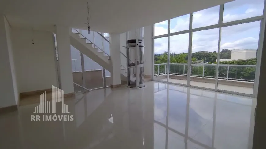 Foto 1 de Casa de Condomínio com 4 Quartos à venda, 430m² em Alphaville, Santana de Parnaíba