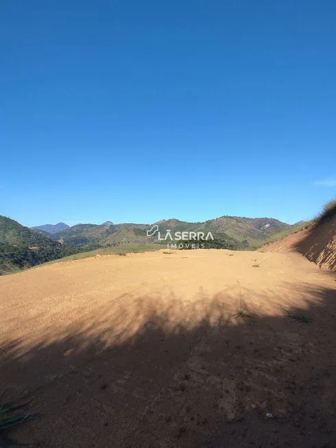 Foto 1 de Lote/Terreno à venda, 2457m² em Secretário, Petrópolis