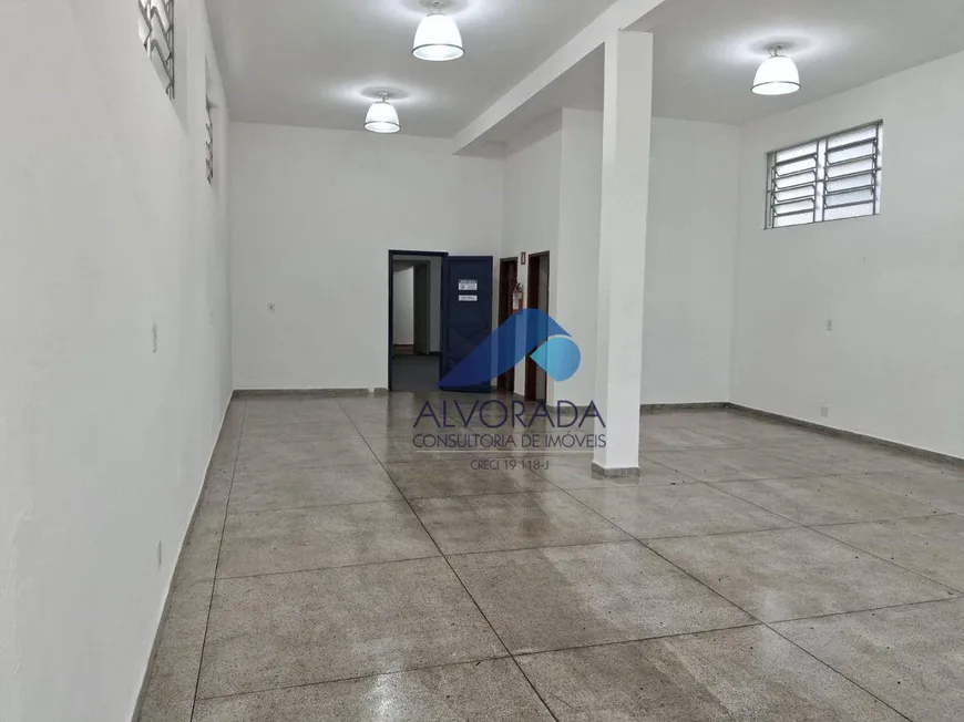 Foto 1 de Sobrado com 3 Quartos para alugar, 140m² em Jardim das Indústrias, São José dos Campos