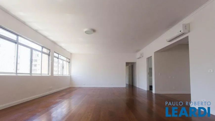 Foto 1 de Apartamento com 3 Quartos à venda, 160m² em Vila Mariana, São Paulo
